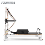 Seitenansicht des Aluminium-Pilates-Reformers mit Half Trapeze Tower