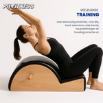 Pilates-Rückenstreckung auf dem PH Fitness Spine Corrector