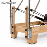 Verstellbares Seilzugsystem des Pilates-Reformers aus Holz